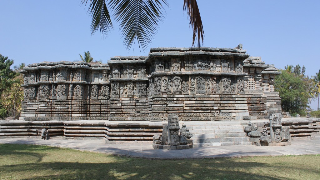 Shri Kedareshwara Swamy Temple in Halebeedu